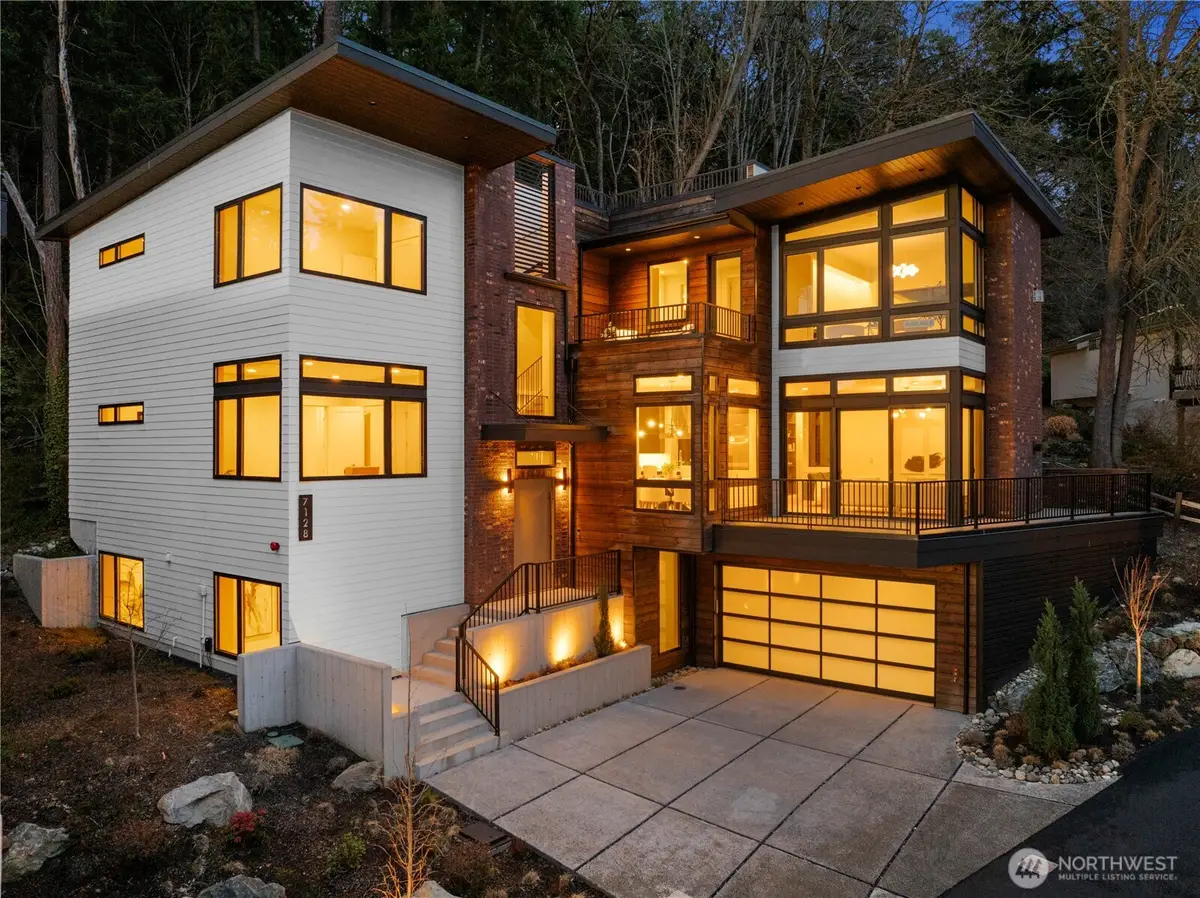 7128 Ne 119th Place, Kirkland, WA 98034 - #1