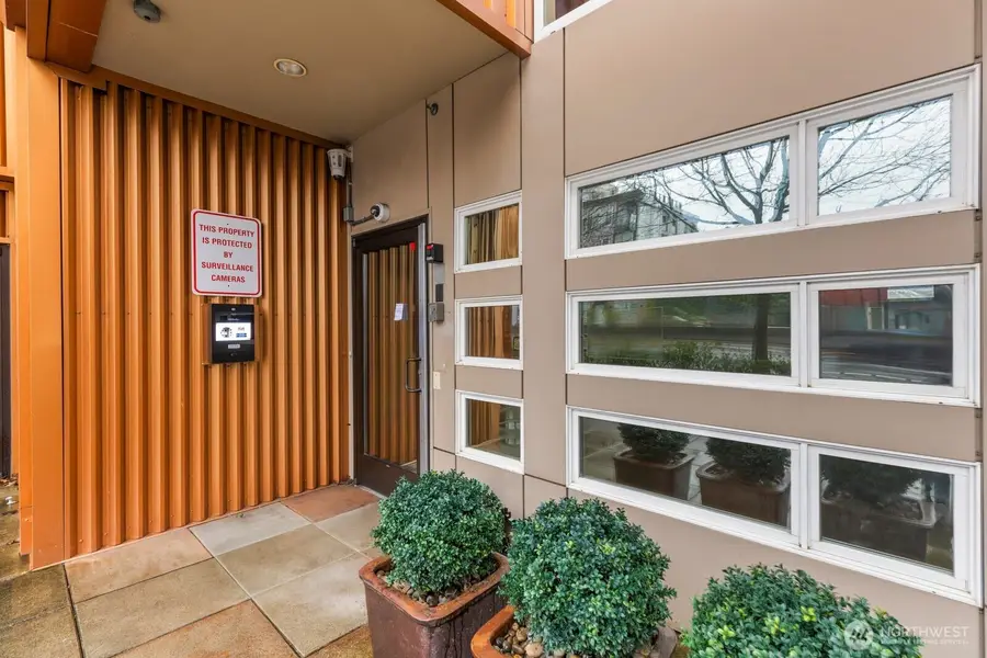 4020 Aurora Avenue N #204, Seattle, WA 98103 - #2