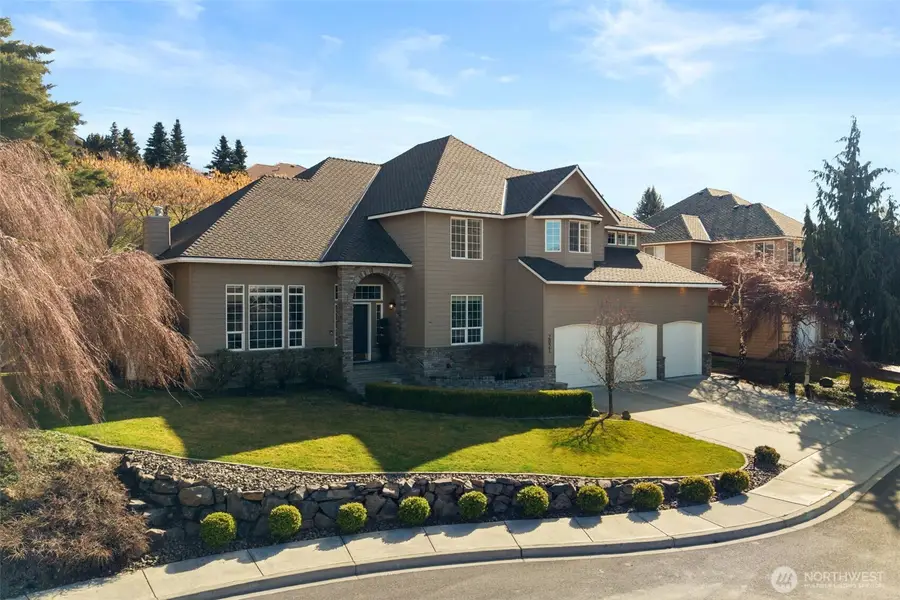 2021 Broadhurst Place, Wenatchee, WA 98801 - #2