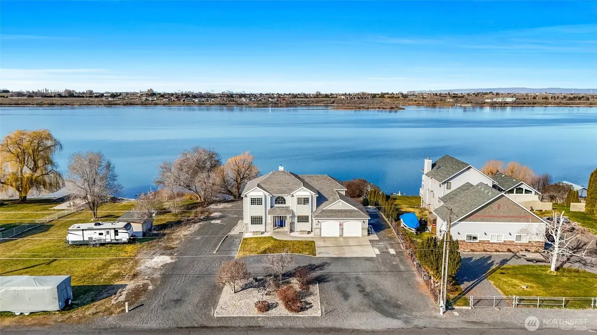 4114 Shorecrest Drive Ne, Moses Lake, WA 98837 - #1