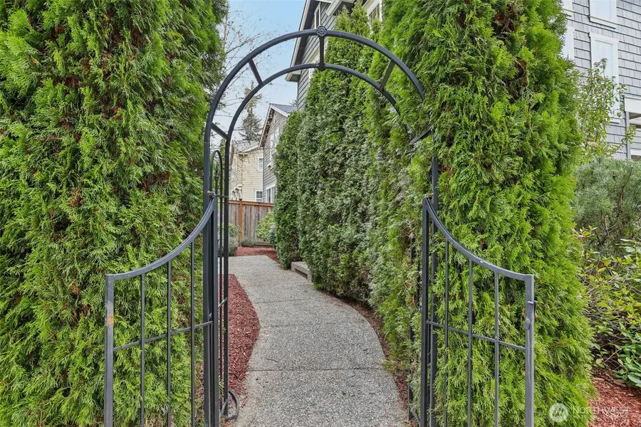 18200 NE 110th Street, Redmond, WA 98052 - #2