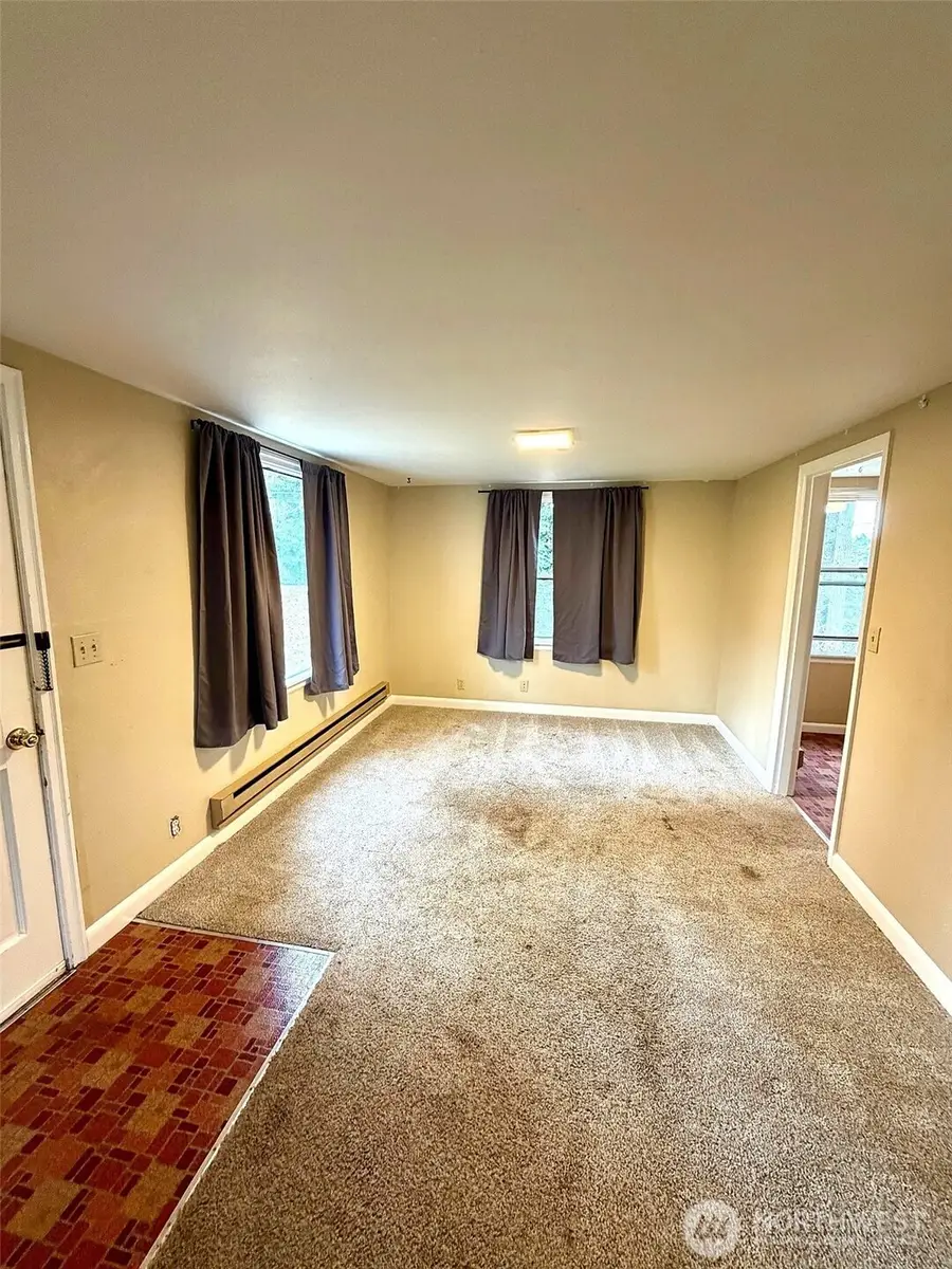 8727 Moreland Avenue Sw, Lakewood, WA 98498 - #3