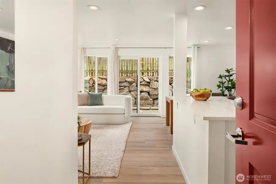 3661 Phinney Avenue N #109, Seattle, WA 98103 - #3