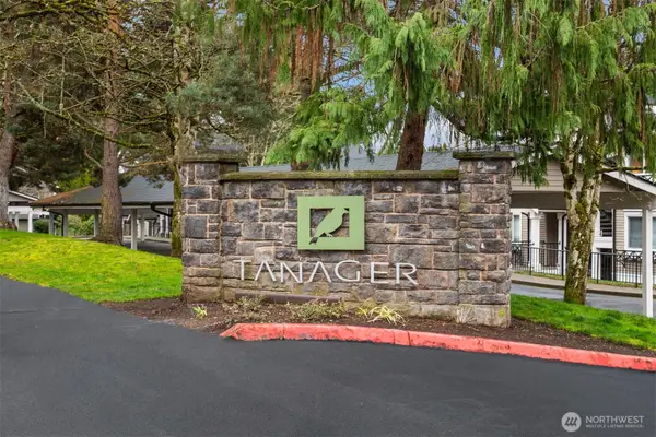 11215 NE 128th Street #L302, Kirkland, WA 98034