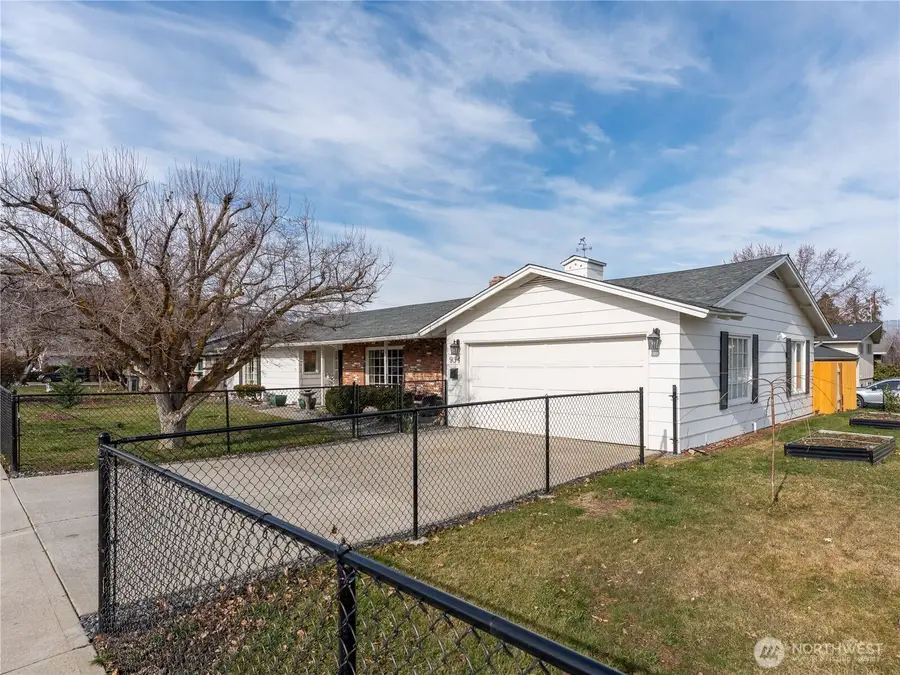 934 Stevens Street, Wenatchee, WA 98801 - #2