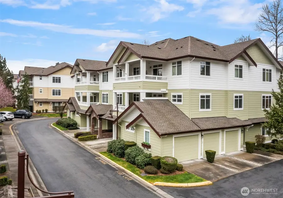 23940 NE 115th Lane #202, Redmond, WA 98053 - #3