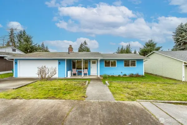 30127 10th Avenue S, Federal Way, WA 98003