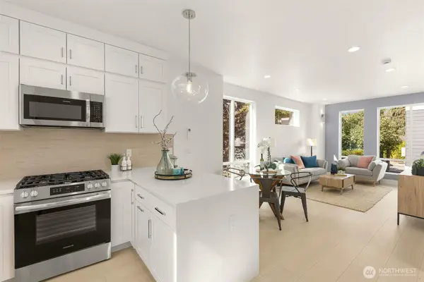 915 N 98th Street #B, Seattle, WA 98103