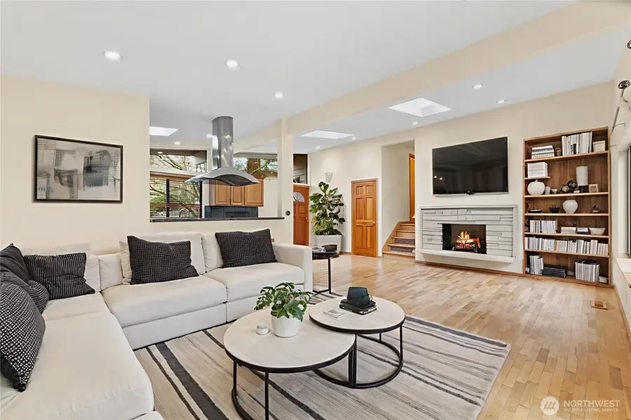 17730 Corliss Avenue N, Shoreline, WA 98133 - #2