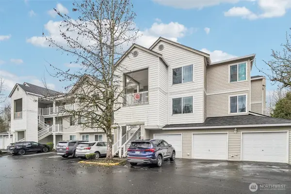2009 196th St Se #C103, Bothell, WA 98012