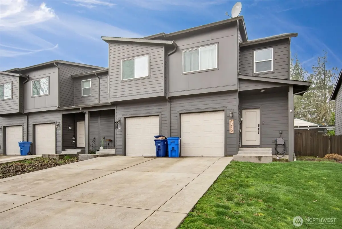 375 S 10th Street, Kalama, WA 98625 - #1