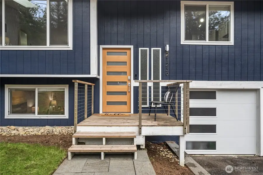 21239 NE 10th Place, Sammamish, WA 98074 - #2