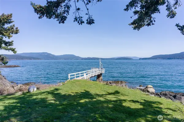 208 Tide's End Road, Lopez Island, WA 98261