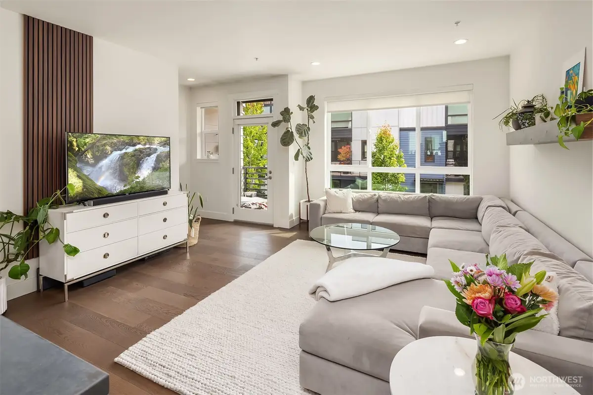 9632 NE 183rd Street #B, Bothell, WA 98011 - #1