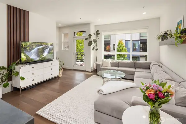 9632 NE 183rd Street #B, Bothell, WA 98011