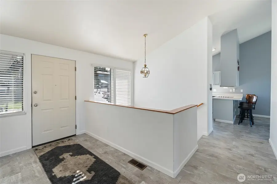 1716 N Anne Avenue, East Wenatchee, WA 98802 - #3