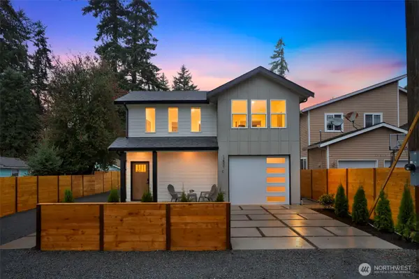 12531 25th Avenue Ne #Unit C, Seattle, WA 98125