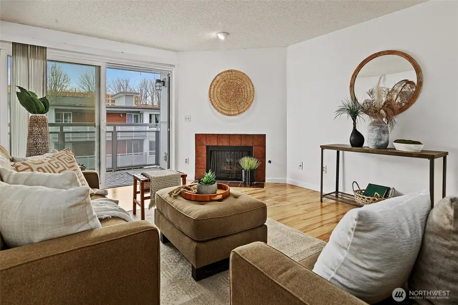 10501 8th Avenue Ne #406, Seattle, WA 98125 - #2