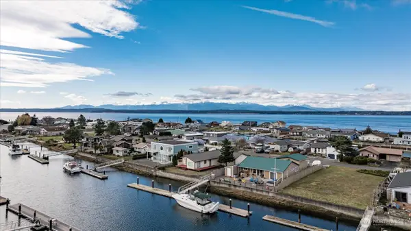 3709 Steelhead Drive #18, Greenbank, WA 98253