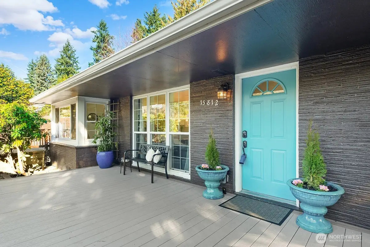 15812 30 Avenue Ne, Shoreline, WA 98155 - #1