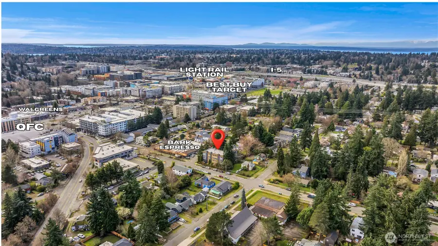 11401 Roosevelt Way Ne #1, Seattle, WA 98125 - #2