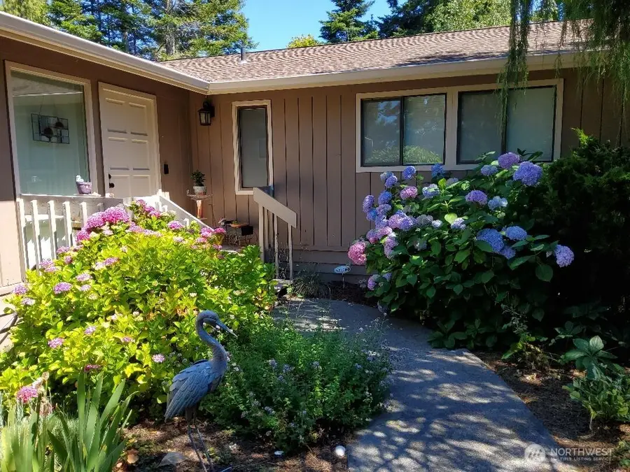 296 Taylor Blvd, Sequim, WA 98382 - #2