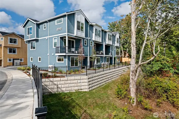 14424 Madison Way #E5, Lynnwood, WA 98087