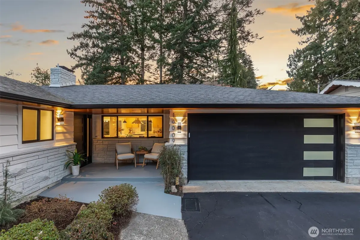 10009 45th Avenue Ne, Seattle, WA 98125 - #1