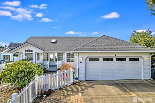 241 N Razor Clam Drive Sw, Ocean Shores, WA 98569
