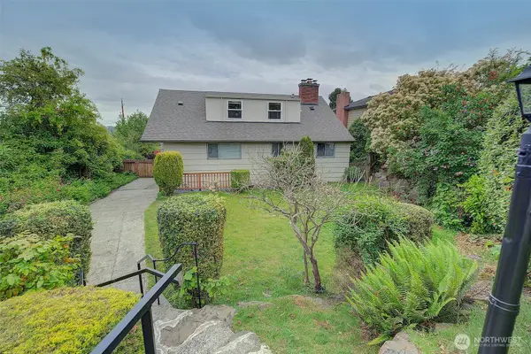 4045 29th Avenue W, Seattle, WA 98199
