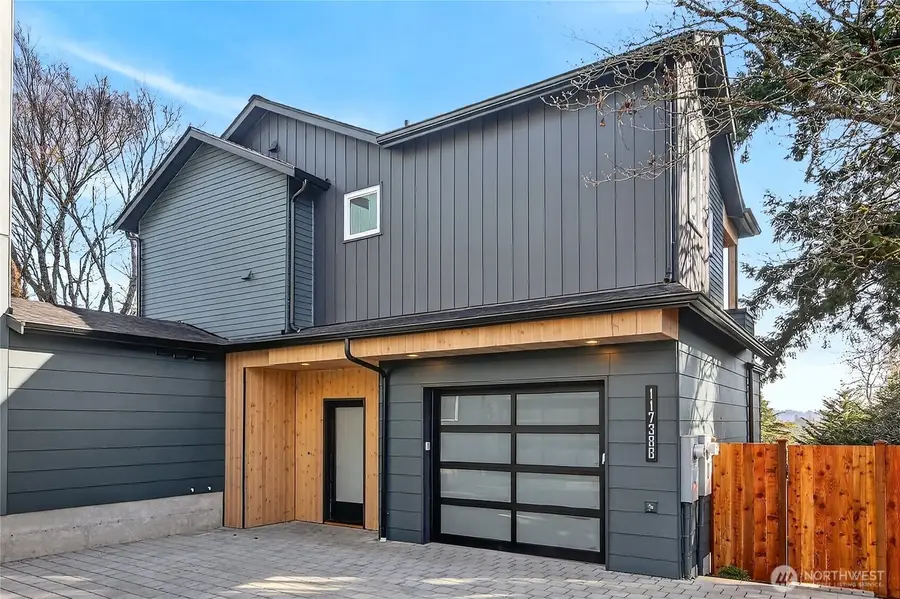 11738 23rd Avenue Ne, Seattle, WA 98125 - #2
