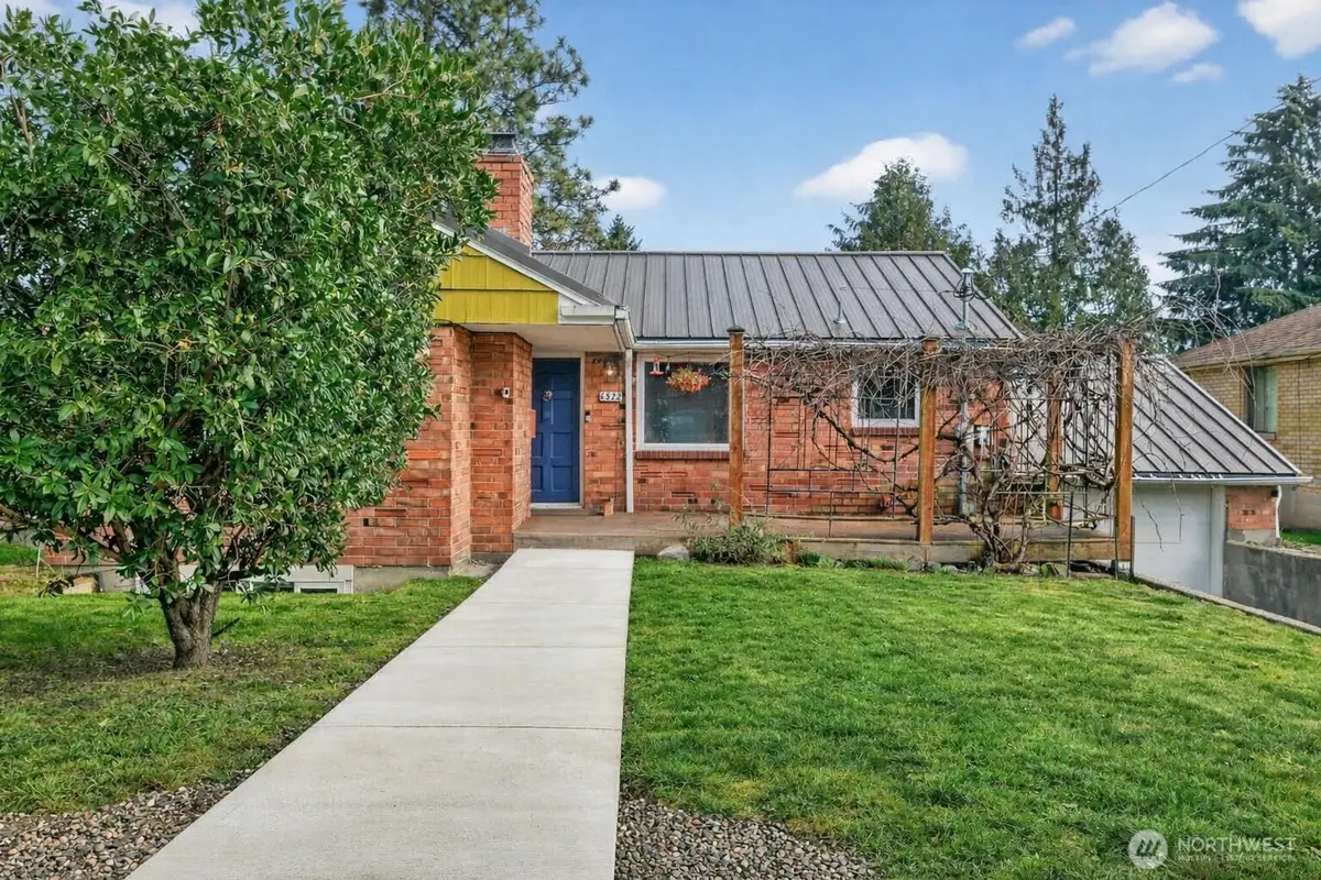 6522 38th Avenue Ne, Seattle, WA 98115 - #1