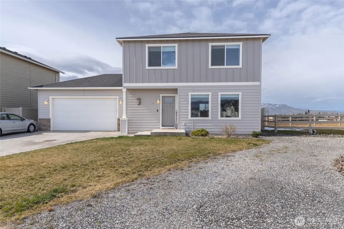 2247 S Mystical Loop, East Wenatchee, WA 98802 - #1