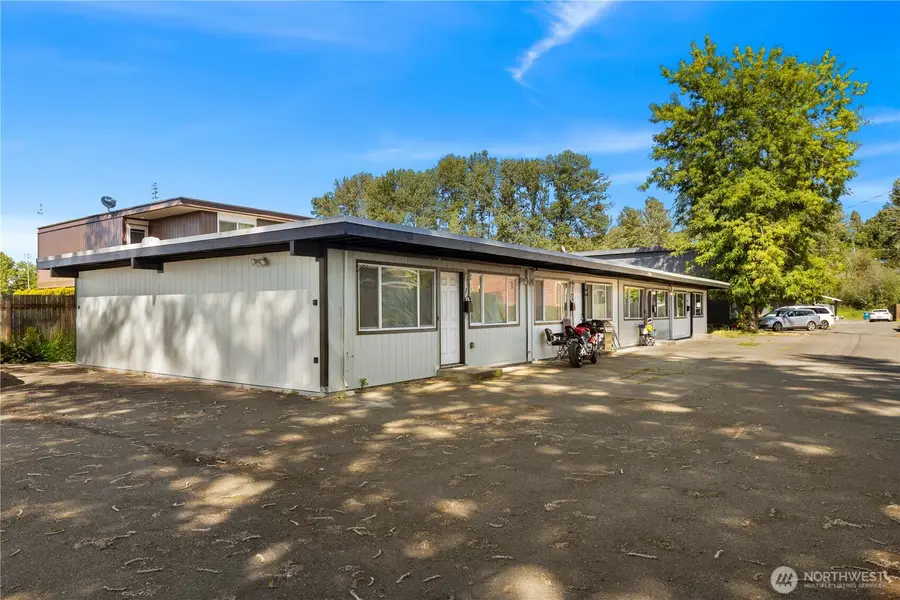 813 Woodford Avenue N, Kent, WA 98031 - #3
