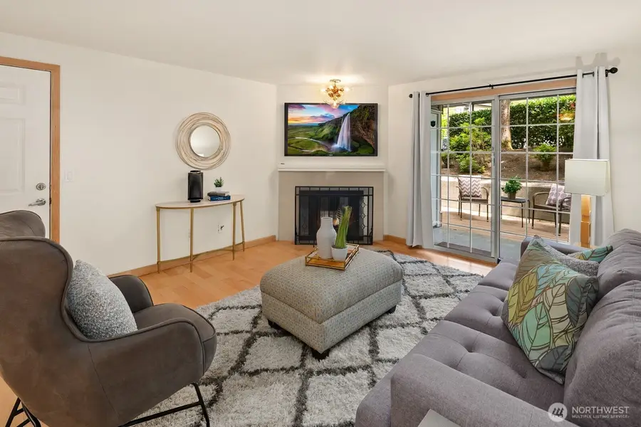 215 9th Street #D101, Kirkland, WA 98033 - #2