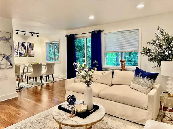 11054 NE 33rd Place #B1, Bellevue, WA 98004