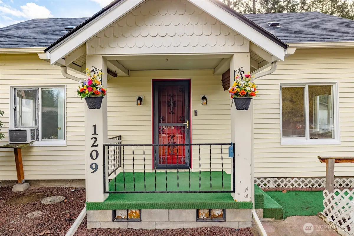 1209 Talcott Street, Sedro Woolley, WA 98284 - #1