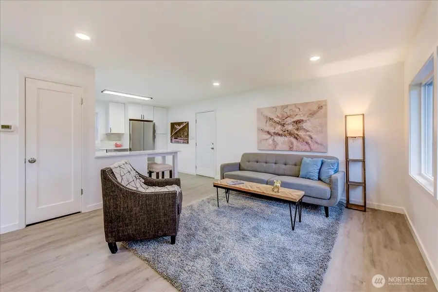 9320 31st Place Sw, Seattle, WA 98126 - #2