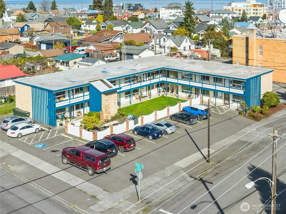 402 Laurel Street, Port Angeles, WA 98362 - #1