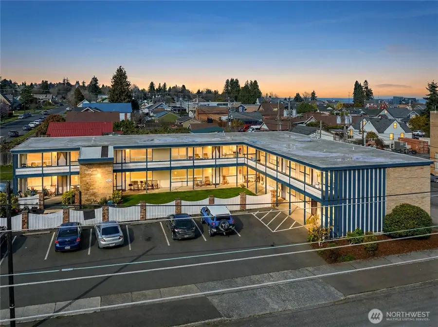 402 Laurel Street, Port Angeles, WA 98362 - #3