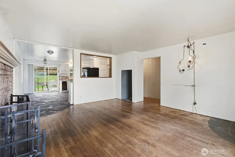 232 Bridgeway, Everett, WA 98201 - #3