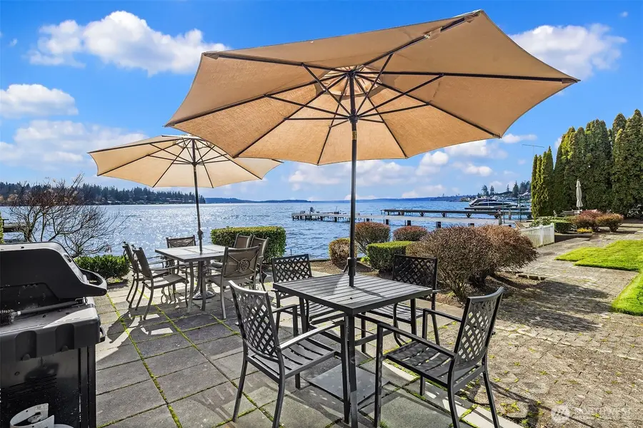 9039 Juanita Drive #304, Kirkland, WA 98034 - #2