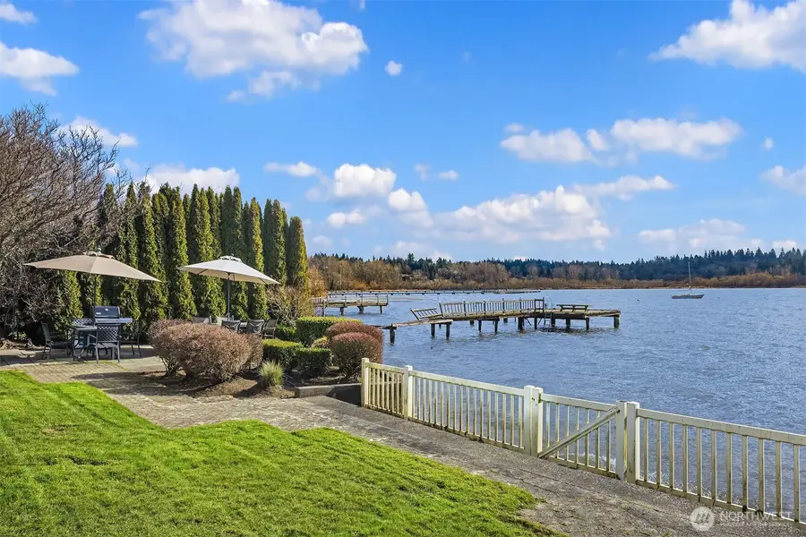 9039 Juanita Drive #304, Kirkland, WA 98034 - #3