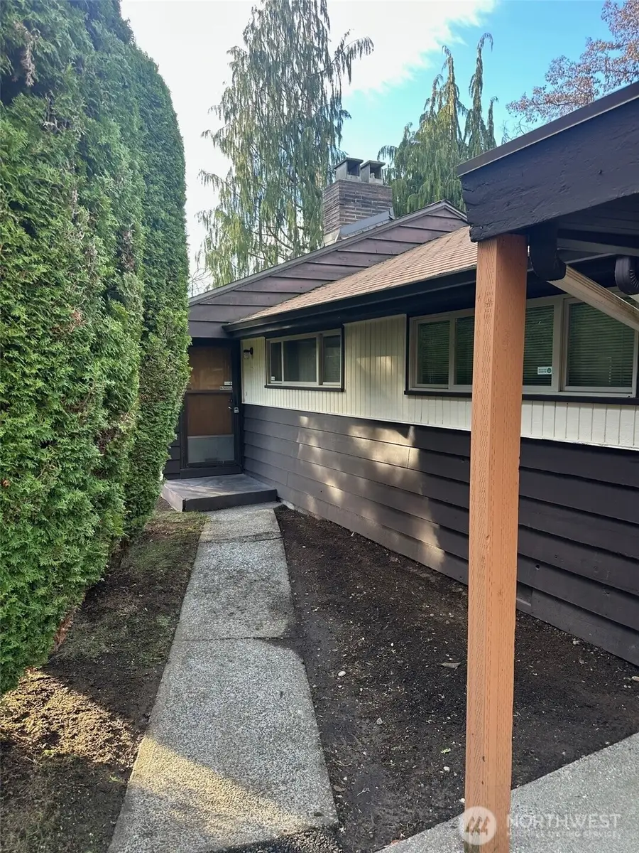 3504 NE 135th Street, Seattle, WA 98125 - #3