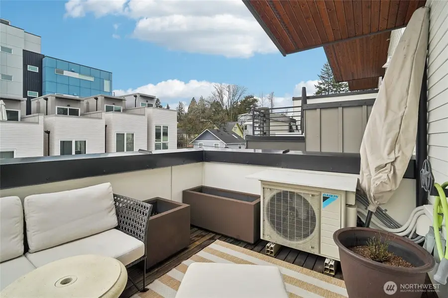 3070 SW Avalon Way #E, Seattle, WA 98126 - #2