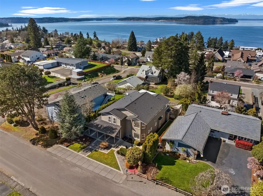 1607 Nisqually Street, Steilacoom, WA 98388 - #3