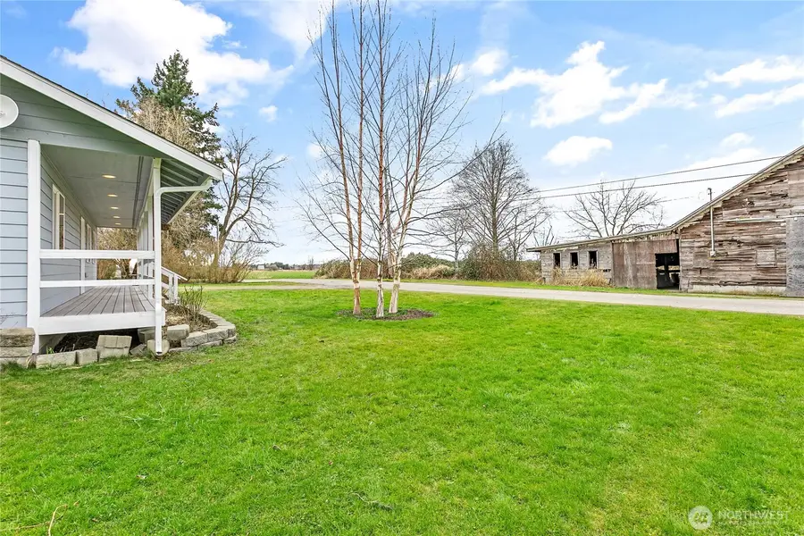 303 Hayes Street, Nooksack, WA 98276 - #2