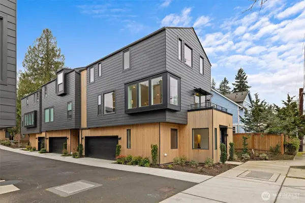 1317 N 185th Street #A, Shoreline, WA 98133