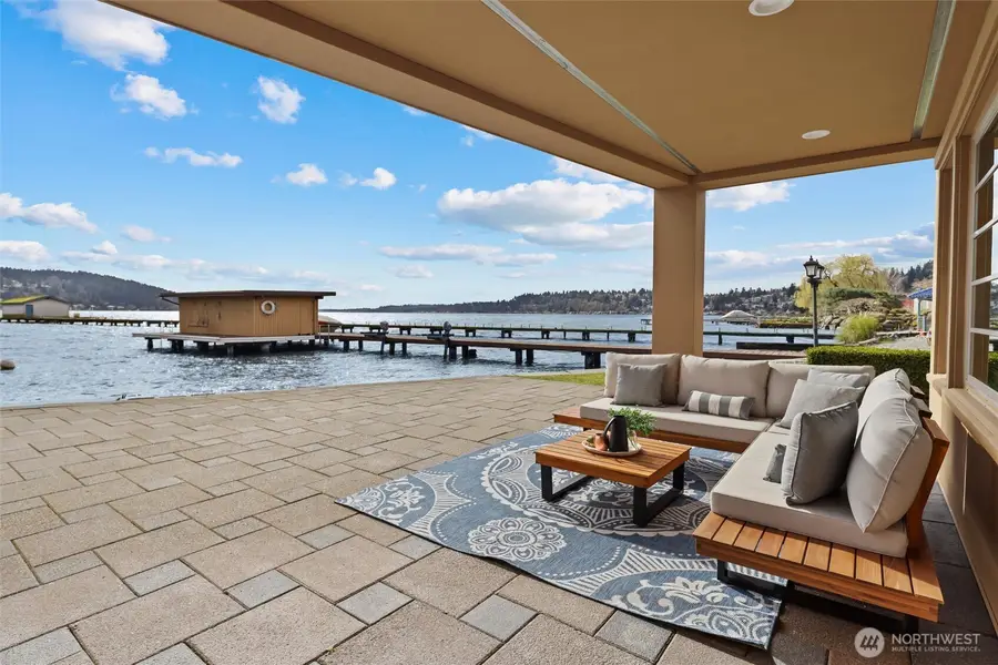 4701 NE Shore Place, Lake Forest Park, WA 98155 - #3