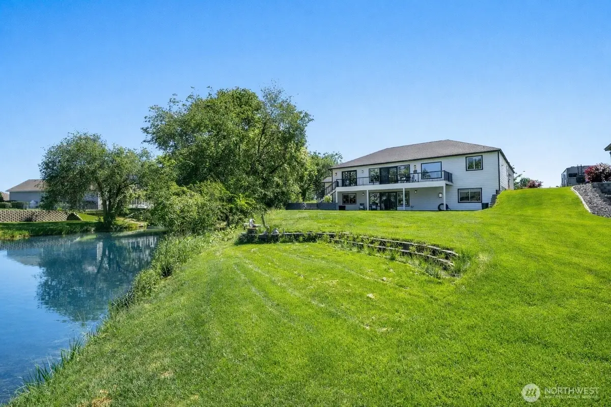 800 S Camas Place, Moses Lake, WA 98837 - #1